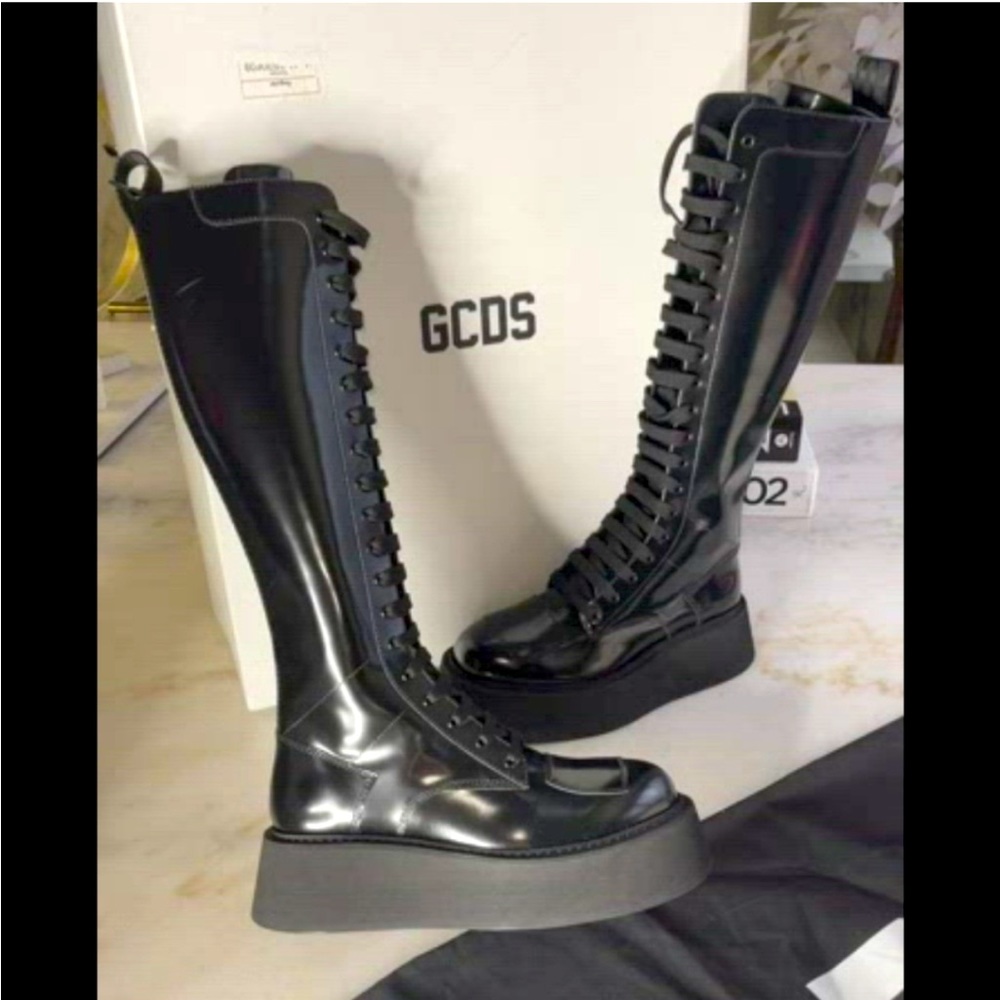GCDS GILDA HIGH COMMANDO BOOTS